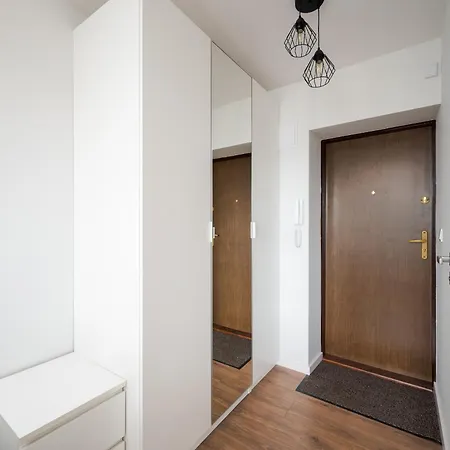 Ochota Stylish By Bookinghost * ורשה