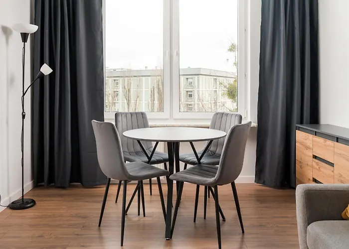 Ochota Stylish By Bookinghost